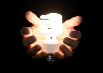 ‘Majority of Brits’ switching on energy-saving bulbs
