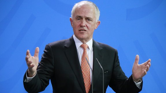 Australian PM attacks renewables after blackout