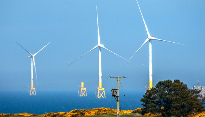 Crown Estate to lease Scottish seabed to offshore wind developers