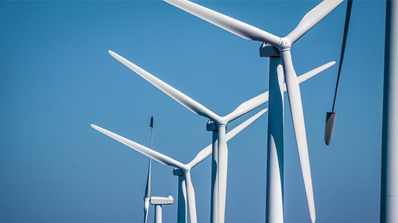 Saudi Arabia to install first wind turbine in 2016
