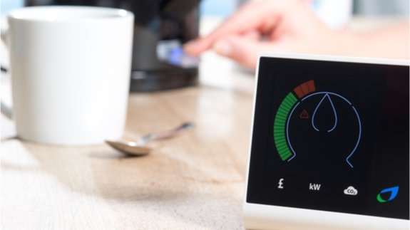 Smart meter rollout: Energy suppliers ‘fighting losing battle’