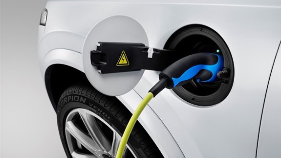 Volvo aims to sell one million EVs by 2025