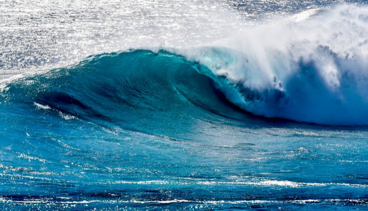 UK should aim for 27GW of wave energy