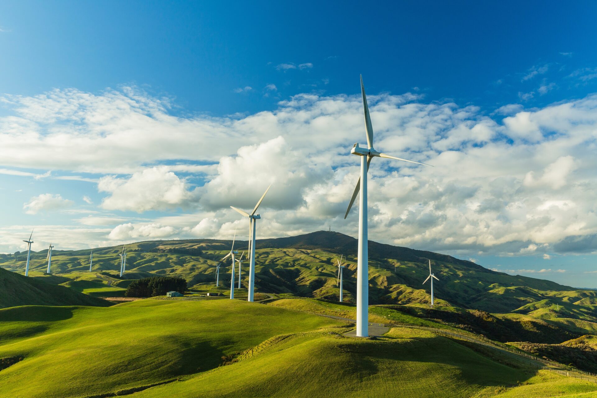 €1bn invested in major clean energy projects