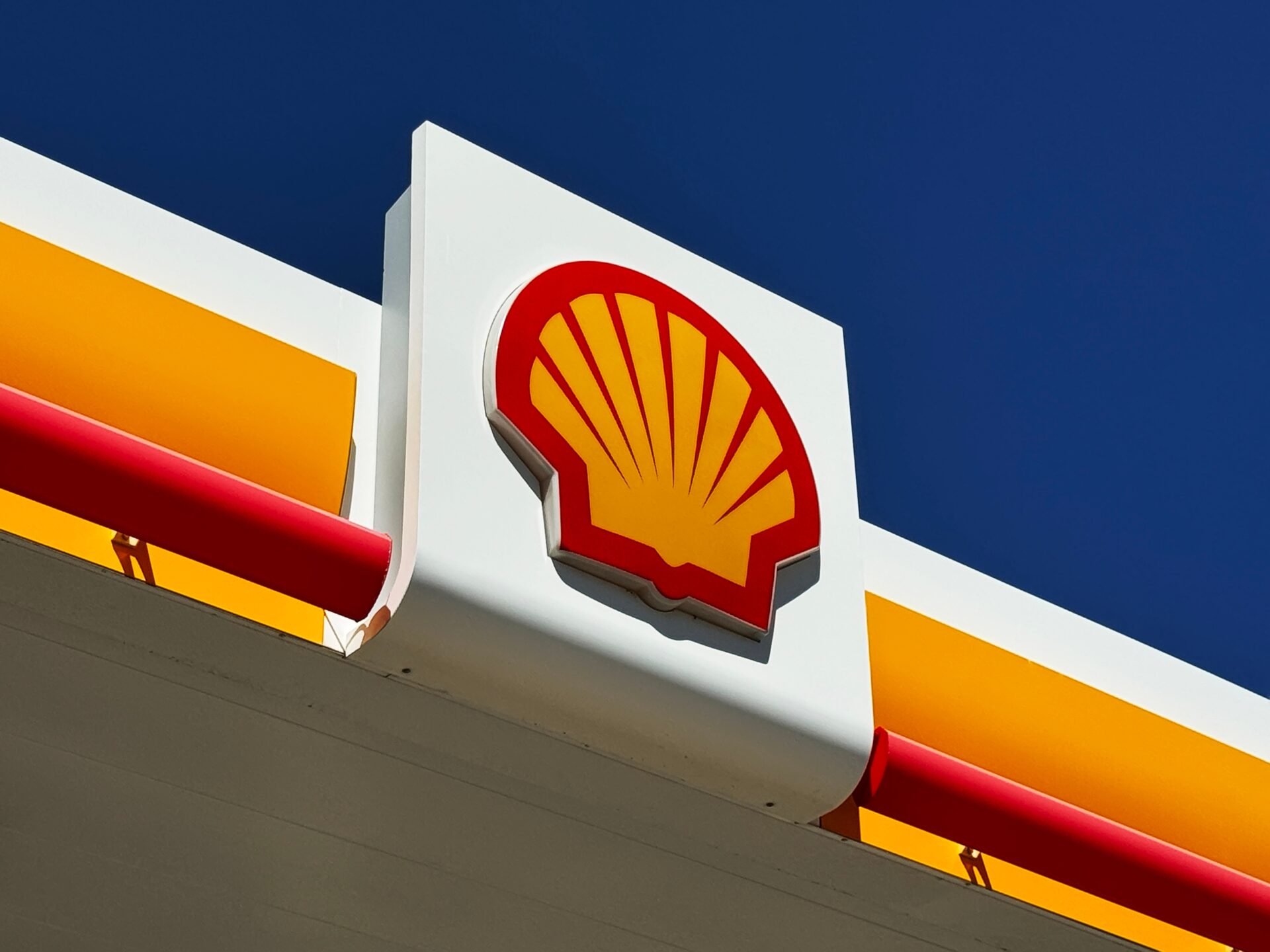 Improved oil recovery underway in Gulf of Mexico